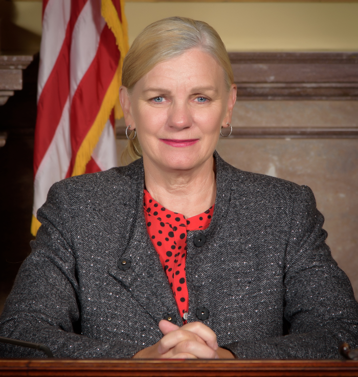 Jennifer Fielder Fielder-Cropped-1.png